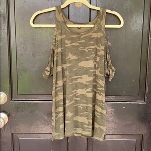 Camo cutout t-shirt